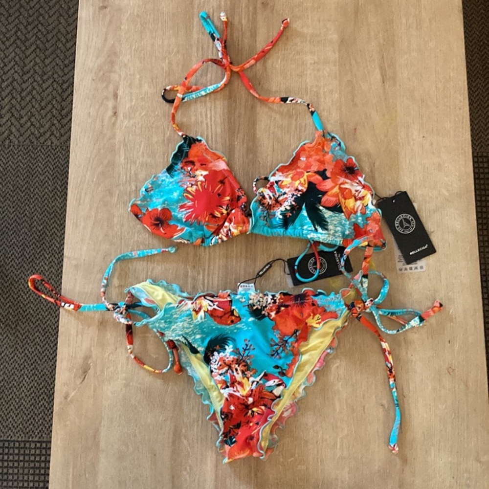 Relleciga bikini set size small floral